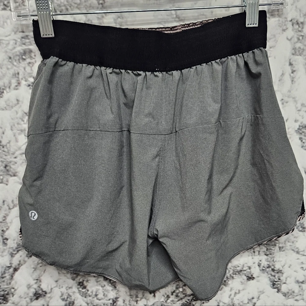 Lululemon Go The Distance Reversible Shorts, Size 6 Gray, Black, Berry, Running